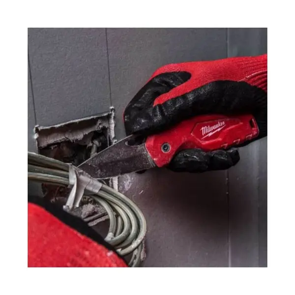 MILWAUKEE Cutter Fastback 6 en 1 - 4932478559