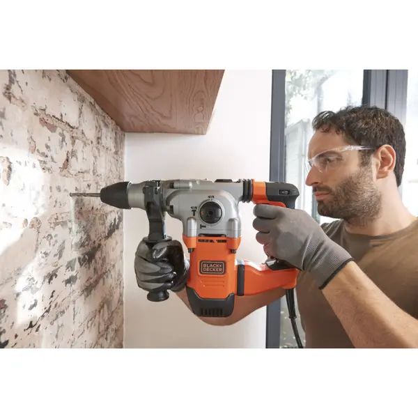 Marteau pneumatique électrique BEHS03K-QS 1250 W BLACK+DECKER
