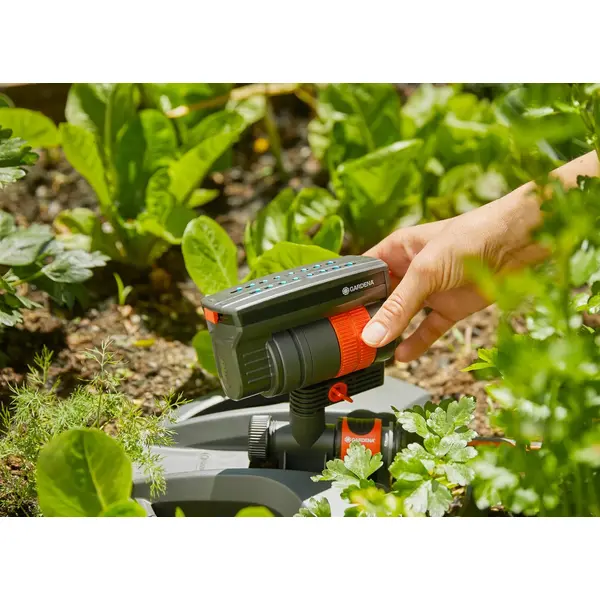 Arroseur oscillant AquaZoom compact - petites surfaces - portée 3 à 16 m - largeur 3 à 12 m - GARDENA