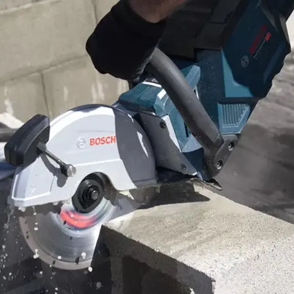 Découpeuse Béton Sans-Fil GCS 18V-230 Bosch
