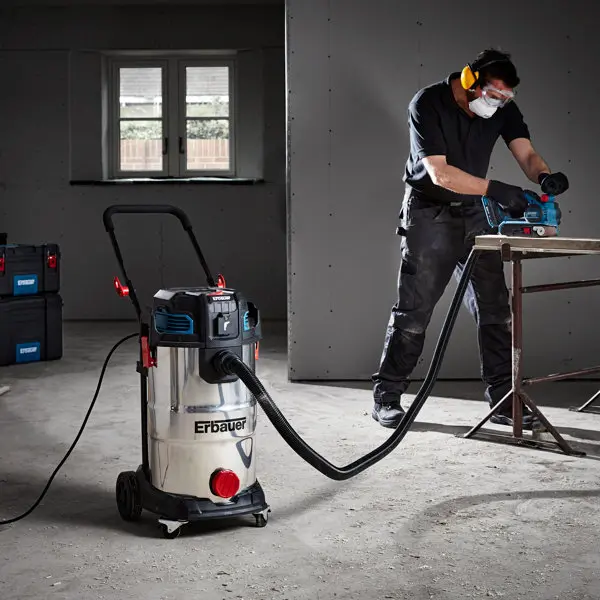 Aspirateur eau et poussière 40 l - 1400 W