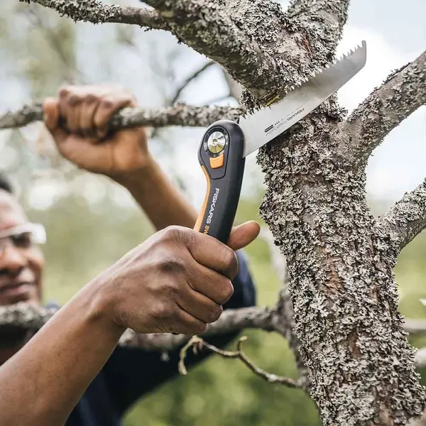 Scie pliable Plus SW68 (15cm) - FISKARS
