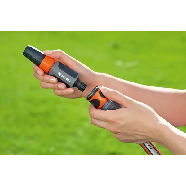 Nécessaire d'arrosage 15 mm pour équiper un tuyau Ø 13 - 15 mm - GARDENA