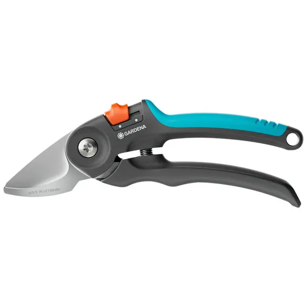 Sécateur de jardin - PremiumCut - Bois vert Ø 22 mm - Lames PowerCoating - GARDENA