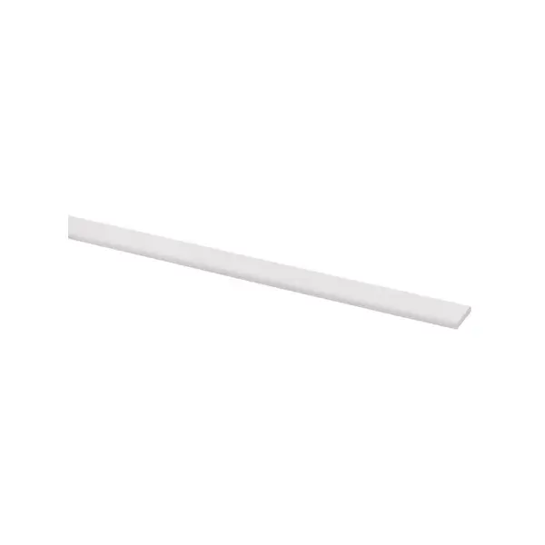 Moulure plate en pin blanche 240 x 2,2 x 0,4 cm