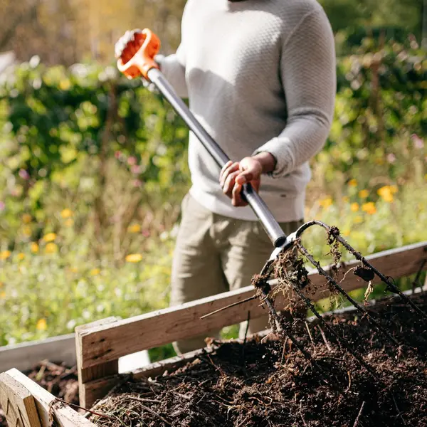 Fourche à compost - Solid 126 cm - retourner le compost et ameublir le sol - FISKARS