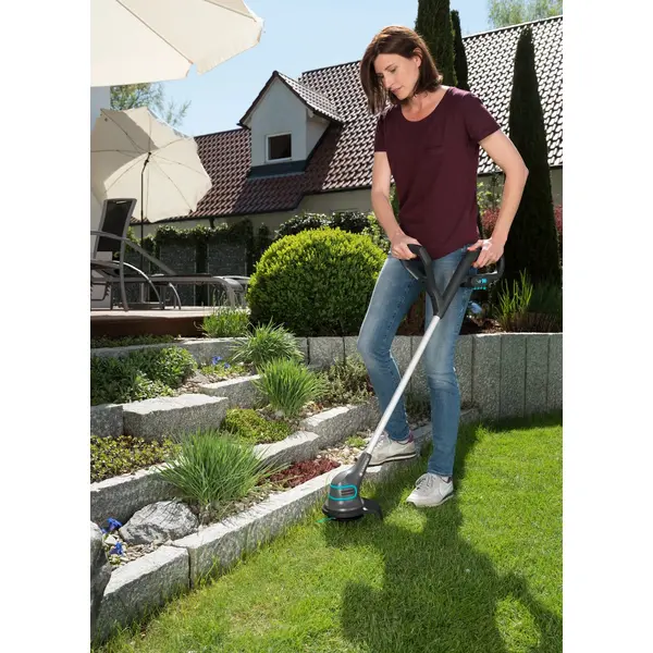 Coupe-bordures SmallCut Li-14/23R sur batterie - GARDENA