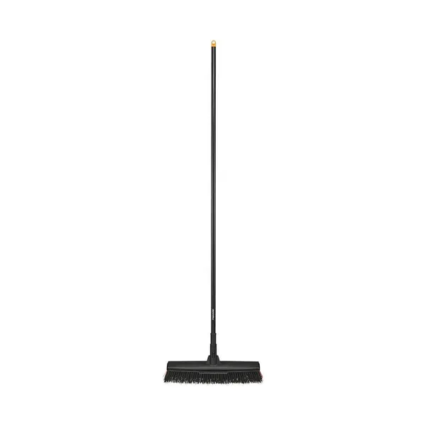 Balai Multi-usages -Solid L - FISKARS