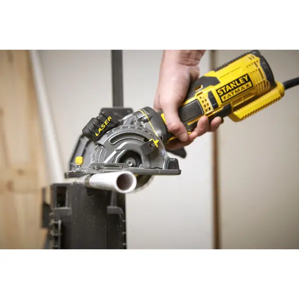 Scie multi-matériaux électrique FME380K-QS 650 W STANLEY FATMAX