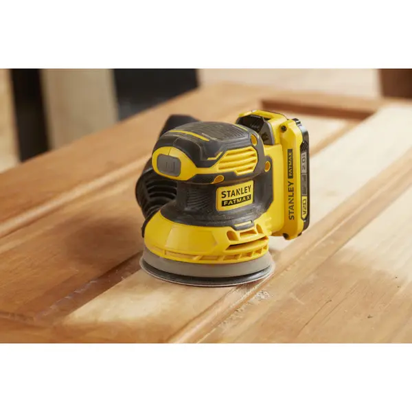 Ponceuse excentrique sur batterie SFMCW220D1S-QW 18 V 2 Ah STANLEY FATMAX