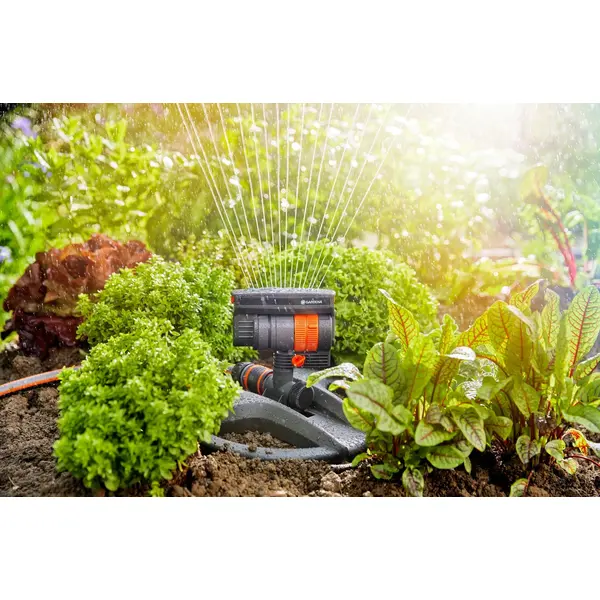 Arroseur oscillant AquaZoom compact - petites surfaces - portée 3 à 16 m - largeur 3 à 12 m - GARDENA