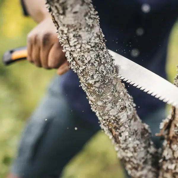 Scie pliable Plus SW69 (21cm) - FISKARS
