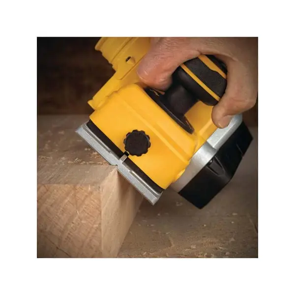 DEWALT Rabot sans fil 18V XR 82 mm Solo en TSTAK - DCP580NT