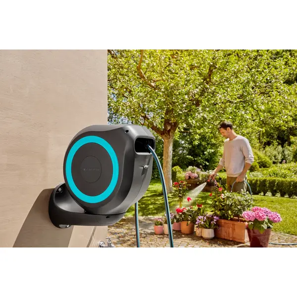 Dévidoir automatique mural RollUp M 20 m - GARDENA