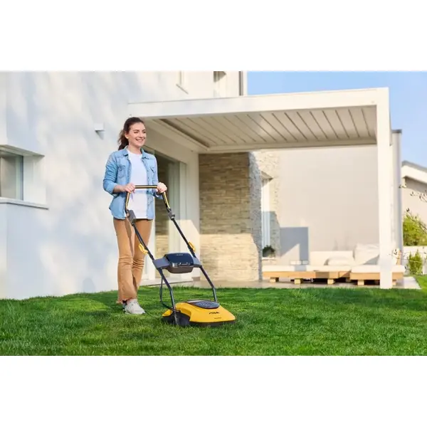 Tondeuse sans fil batterie 4Ah incluse - Aero 132e kit - 100 m² - 750W - largeur coupe 30 cm - jaune - Stiga