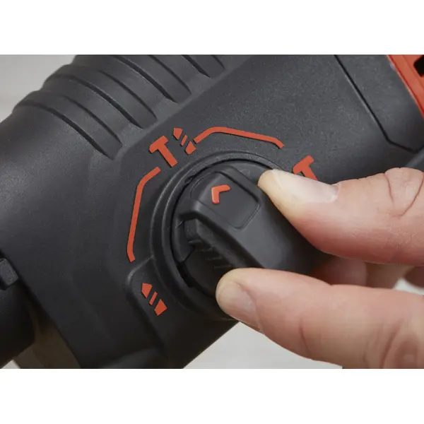 Marteau pneumatique électrique BEHS01K-QS 650 W BLACK+DECKER