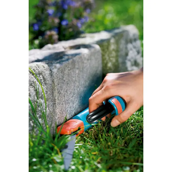 Cisaille à gazon orientable Comfort Plus - GARDENA