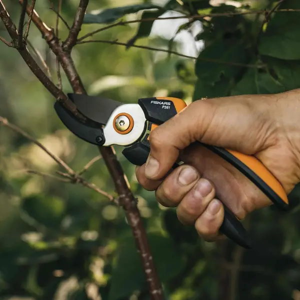 Sécateur Solid à enclume P361 Ø - 20 mm - poignée FiberComp - FISKARS