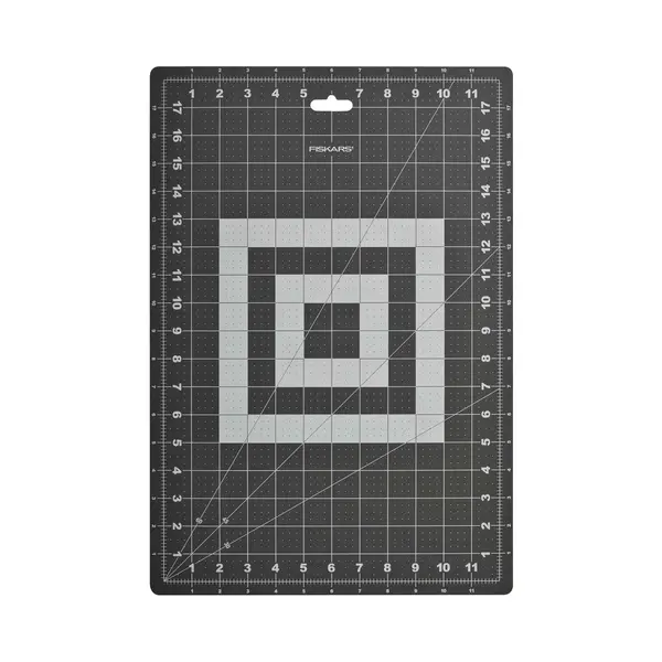Tapis de découpe 30 x 45 cm A3 - FISKARS