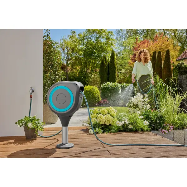 Dévidoir automatique pour terrasse RollUp M 20m - Bleu - GARDENA