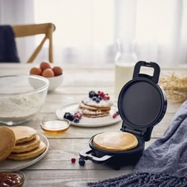 Mini machine à pancake noir 500-600W