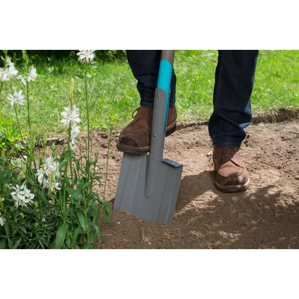 Bêche à bord droit NatureLine - GARDENA