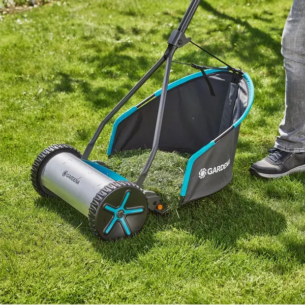 Sac de ramassage pour tondeuse manuelle - Capacité 40 L - Rigide et pliable - GARDENA
