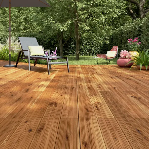 Lame de terrasse "Lemhi" pin brun L. 2,4 m x l. 14,4 x EP. 2,7 cm