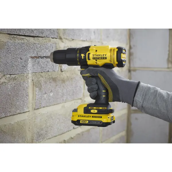 Perceuse à percussion SFMCD711C2S-QW 2 x 1,5 Ah 18 V STANLEY FATMAX