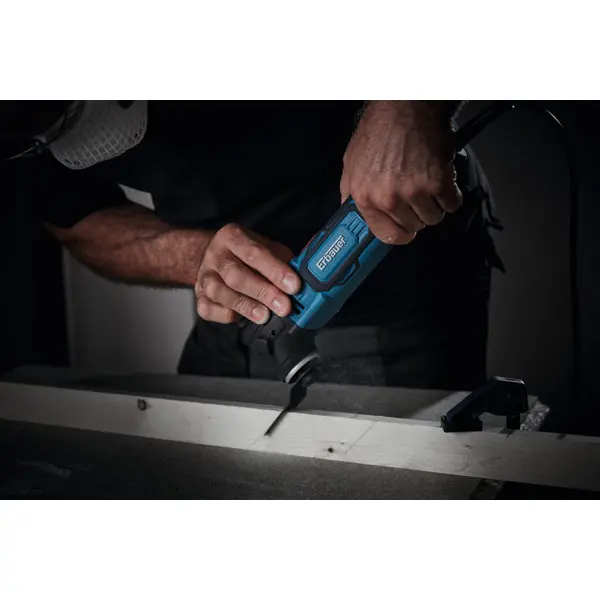 Outil multifonction Quick Change filaire EMT300-QC 300W