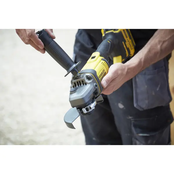 Meuleuse d'angle sur batterie SFMCG400B-XJ 18 V STANLEY FATMAX